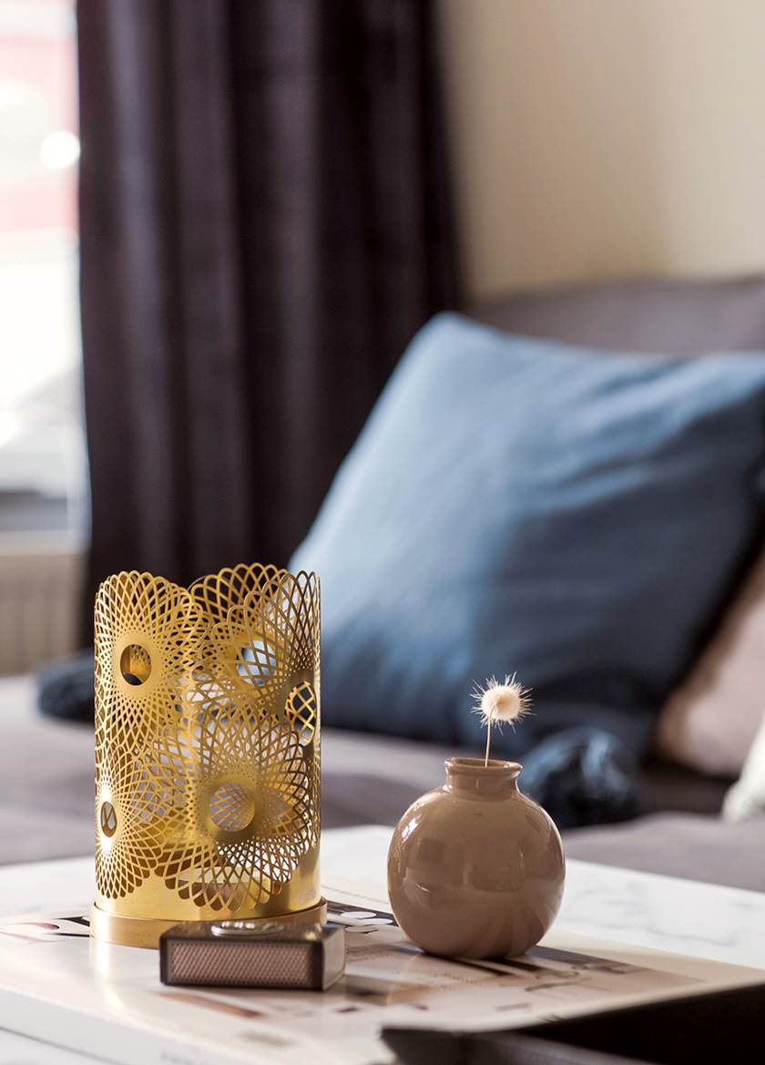 Gold candle holder and vase Gold candle holder and vase