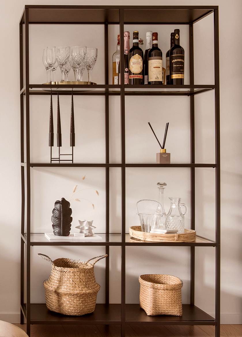 IKEA vittsjo storage unit in black and glass IKEA vittsjo storage unit in black and glass