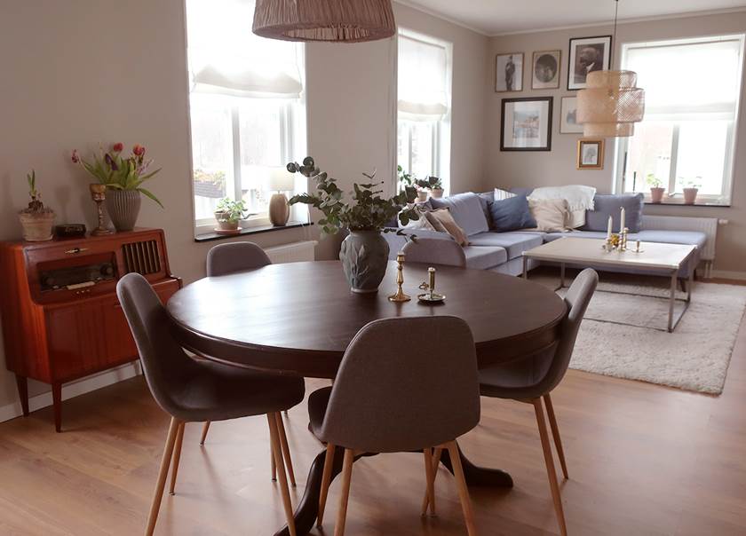 Kitchen table and living room Kitchen table and living room