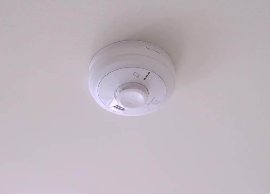 Smoke alarm.